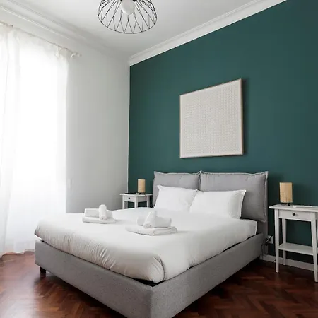 Apartment Domus Flavia Close To Colosseum Rom